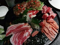-嘿嘟嘟·肋条烧肉放题(爱融荟城店)
