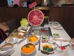 -海底捞火锅鲜切牛肉主题店(长寿路店)