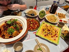 -肥肥虾庄·金牌油焖大虾(杨园滨江时代walk店)