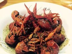 -龙巢盱眙龙虾·牛蛙·烧烤宵夜(八卦岭店)