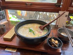 -银米·云南传统过桥米线(双廊黑金冠店)