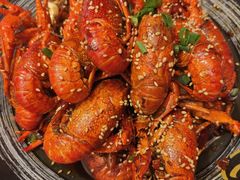 -肥肥虾庄·金牌油焖大虾(汉口城市广场店)