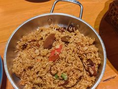 -老滇山寨•云南特色菜•地方菜•民族风情歌舞表演(金碧店)