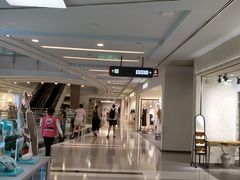 -上海来福士广场