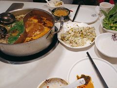 -德林酸菜鱼火锅(南丹店)