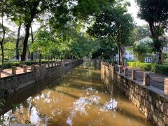 -广东外语外贸大学(白云山校区)