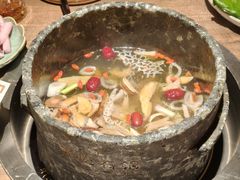 -蘑界·野生菌火锅(深业上城店)