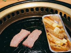 -炼火烤肉店