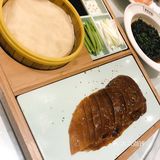家门口的饭店～主打的是本帮菜