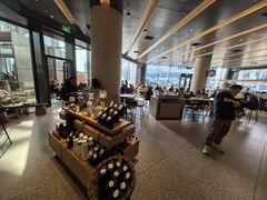 -星巴克臻选(上海合生汇1F店)