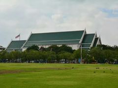 -皇家田广场(อนุสาวรีย์ทหารอาสา)