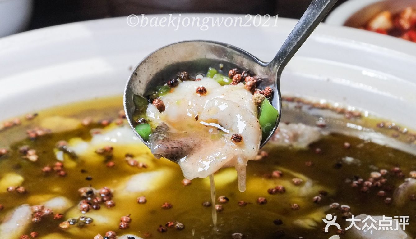 武汉增肥食记 | 米饭1碗接1碗! 19.9三个人吃到撑S