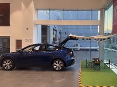 -TESLA 特斯拉(北京南四环中路特斯拉中心)