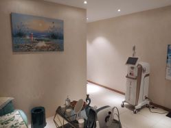 -薇兰专业脱毛连锁机构