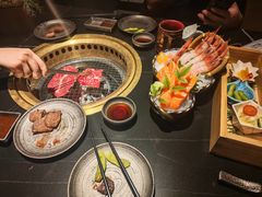 -山川小町·极番烧肉(新地假日广场店)