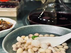 -莲餐厅·湖北菜·潜江小龙虾店(愚园路店)