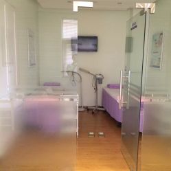 -苗方清颜专业祛痘养生