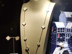 -梵克雅宝(国贸商城店)