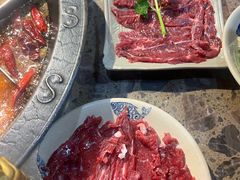 -渝大狮毛肚老火锅(解放碑店)