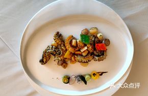 Black Truffle Stir-fried Fresh Abalone