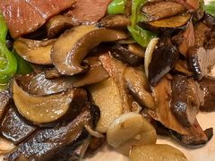 -山茶云南菜(永安里店)