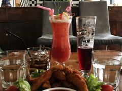 -脚下咖啡·CHILL酒馆(灵光东巷店)