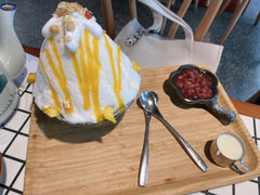 -董眼镜火锅(洪崖洞总店)