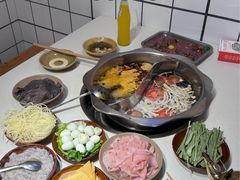 -岗上渣渣老火锅(两路口店)