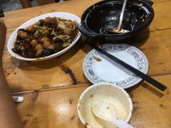 滋滋香米肉-八大碗私房菜(中城路店)