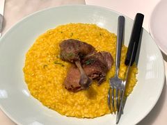 -港丽餐厅(高德置地店)