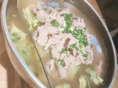 -全牛匠·乐山跷脚牛肉(新中关店)