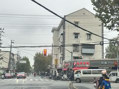 -晶牌烤鸭(延吉东路557弄小区店)