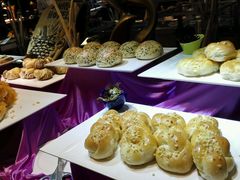 -安徽饭店·白鹭阁自助餐厅(梅山路店)