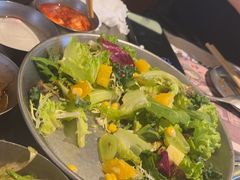 -瑞虹新天地月亮湾