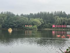 -王府井奥莱棋盘山小镇