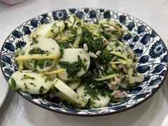 荠菜肉丝笋丝炒年糕-小实惠嘉(威海路店)
