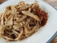 -莉莉家的音乐花园餐吧(航空路店)