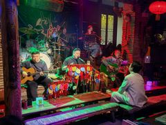 -江湖酒吧(老外滩店)