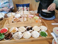 -双桥园·云南过桥米线(古城南门店)