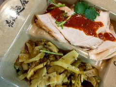 -亮亮面馆(经六路店)