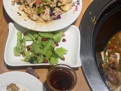 -咱屯子铁锅炖直营店(南湖大路店)