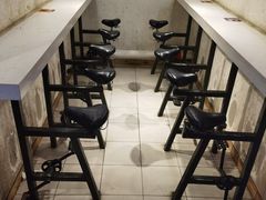 等位区-夜未央小吃街