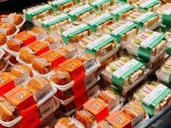 -胖东来生活广场(健康路店)