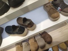 -hotwind热风(中贸广场店)