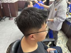 点击看大图 -大人物·男士理发馆