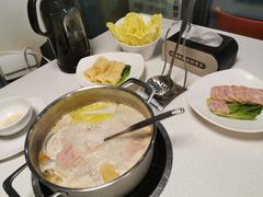 -煲王粤菜餐厅(中侨中心店)