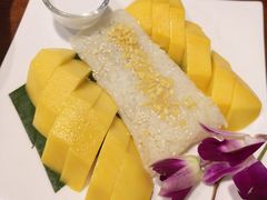 -Dang restaurant (patong phuket)