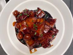 赵氏煲仔红烧肉-江宴渔村·鱼鲜土菜(紫荆广场店)