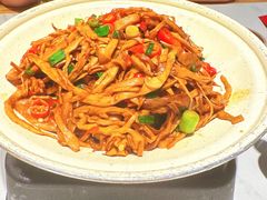 庐山尖栗烧鸡-望庐说·本地菜馆