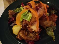 迷迭香蒜味烤春鸡配锅煎土豆块-花·fleur古董西餐厅(西城夜未央店)